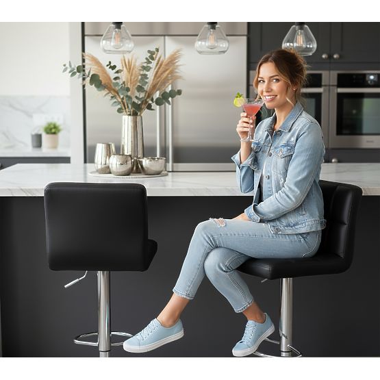 Barska stolica Arako crna