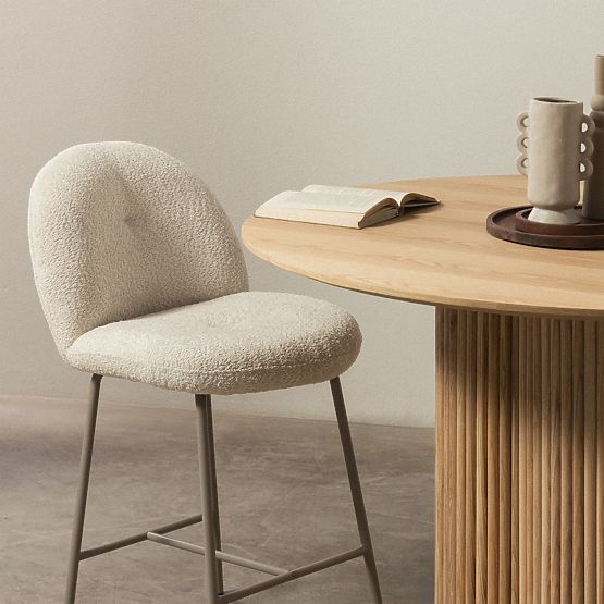 Barska stolica Fiori svijetlo bež, zaobljeni oblici