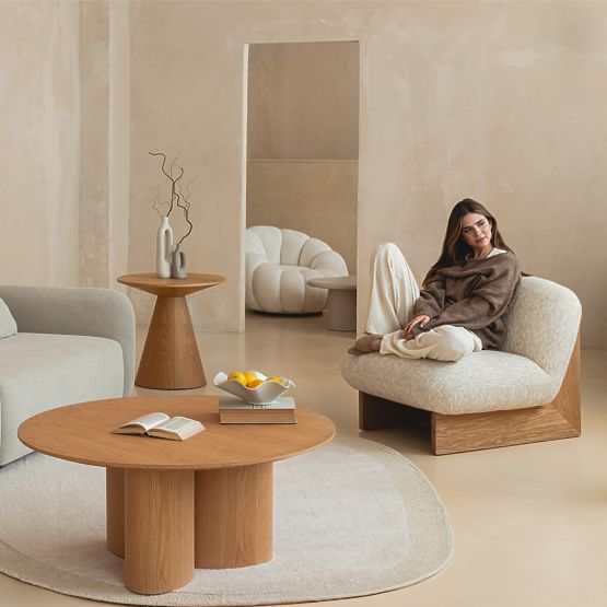 Bočni stolić Abisko, 60 cm, okrugli, prirodni hrastov furnir