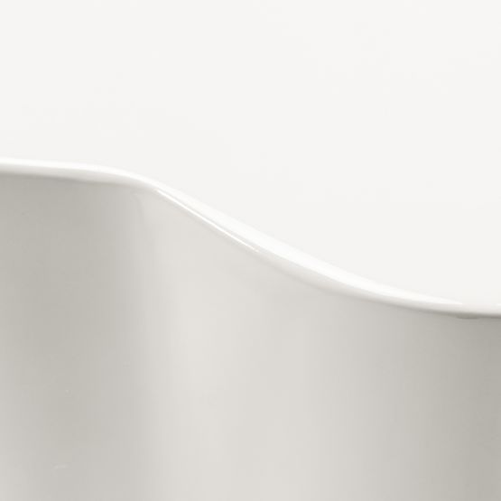 Bočni stolić Bow 49 cm, sivo-bež, sjajni, zaobljeni oblici