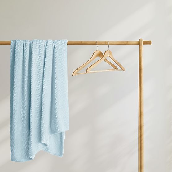 Deka HENRY plave boje s žakardnim utiskivanjem moderni stil 170x210