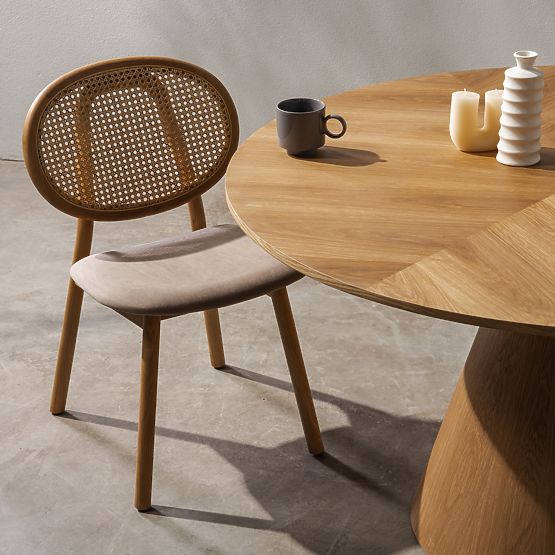 Drvena stolica Monet s bečkim pletivom, ratan, velur, prirodna/svijetlosmeđa