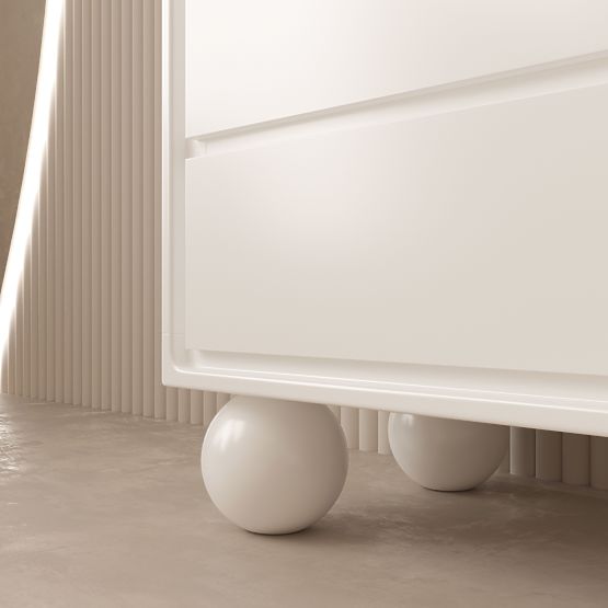 Komoda s ladicama Lauria 130 cm, bijela, zaobljena, kuglaste noge