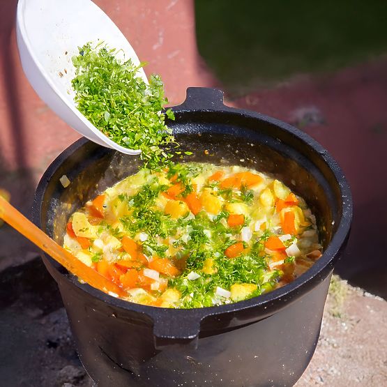 Lijevani kotlić KESEL 10 L