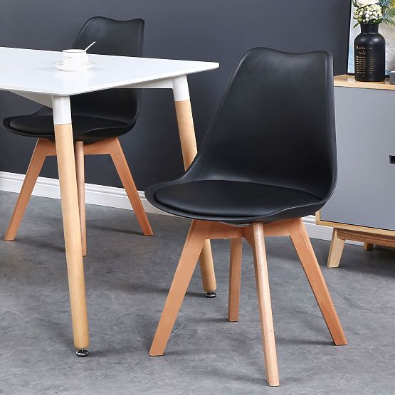 Moderna stolica Nantes DSW crna