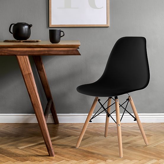Moderna stolica Paris DSW crna