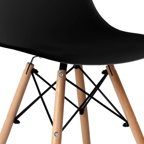 Moderna stolica Paris DSW crna