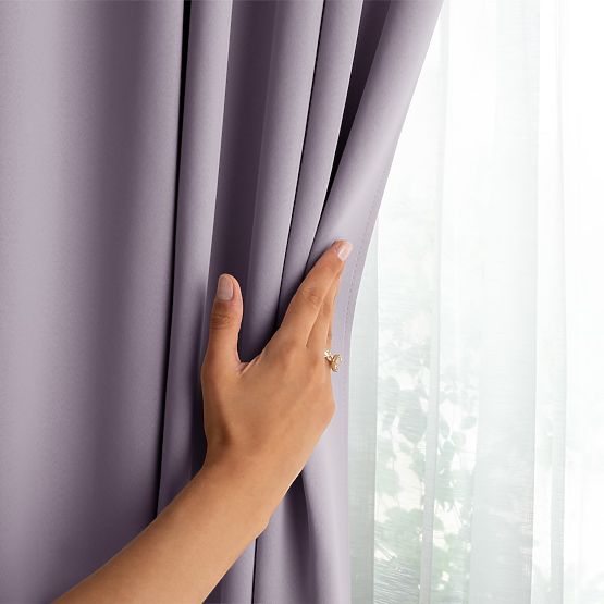 RESTILO BLACKOUT zavjesa puder ružičasta boja, vezica za povlačenje, klasični stil, srebrne ušice