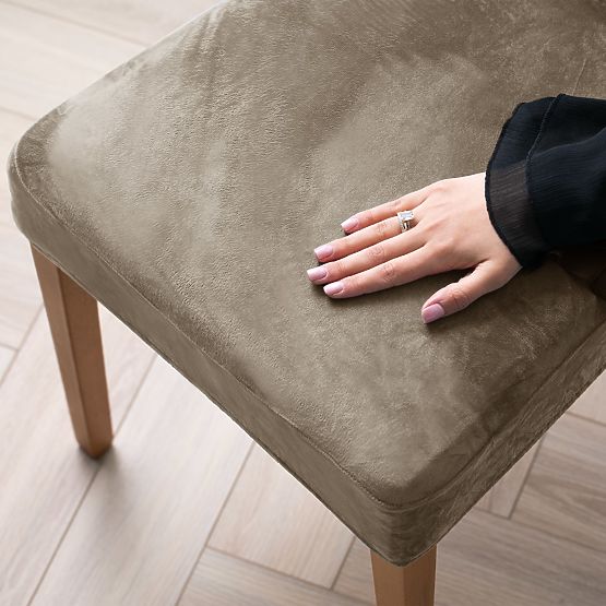 RESTILO navlaka za kauč SENTO boja bež glatki klasični stil