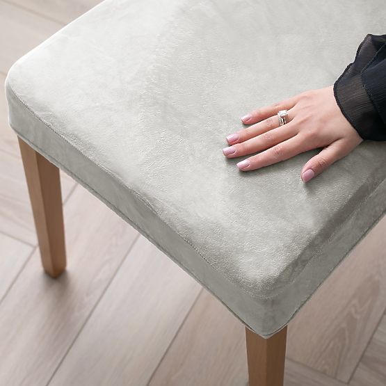 RESTILO presvlaka za kauč SENTO siva glatka klasični stil