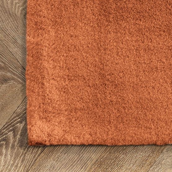 Svilen tepih Rabbit - Ciglast