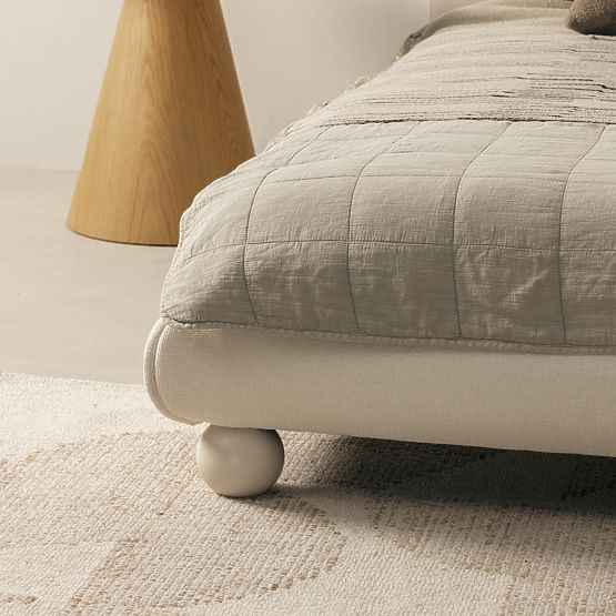 Tapecirani krevet Booli 160x200 cm, s podnicom, noge kugle, svijetlo bež