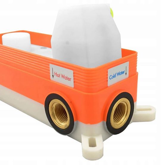 Ugradbeni tuš set Rea Lungo Bakar + BOX