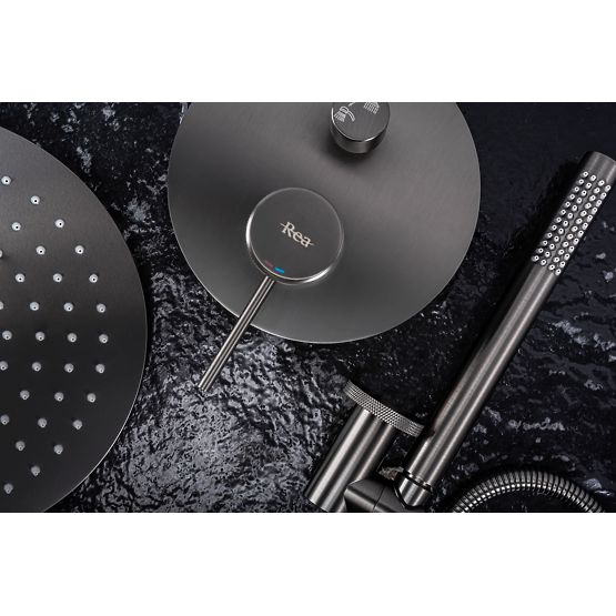 Ugradbeni tuš set Rea Lungo Grip Titan + BOX