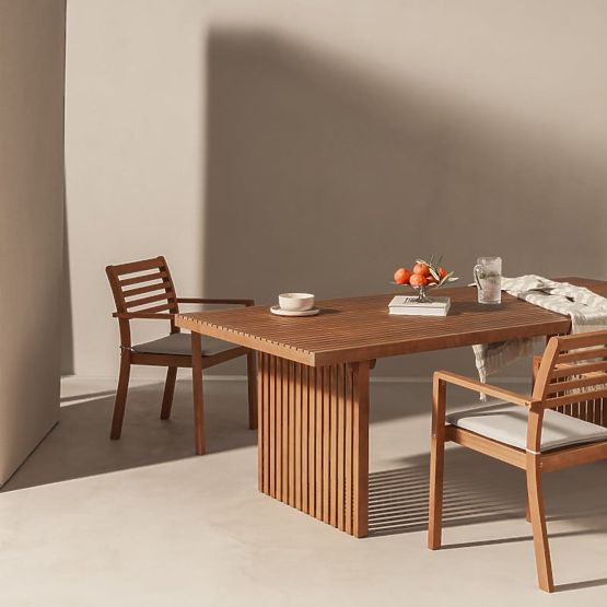 Vrtna stolica Familis ll eukaliptusovo drvo FSC, izgled tikovine, svijetlosiva